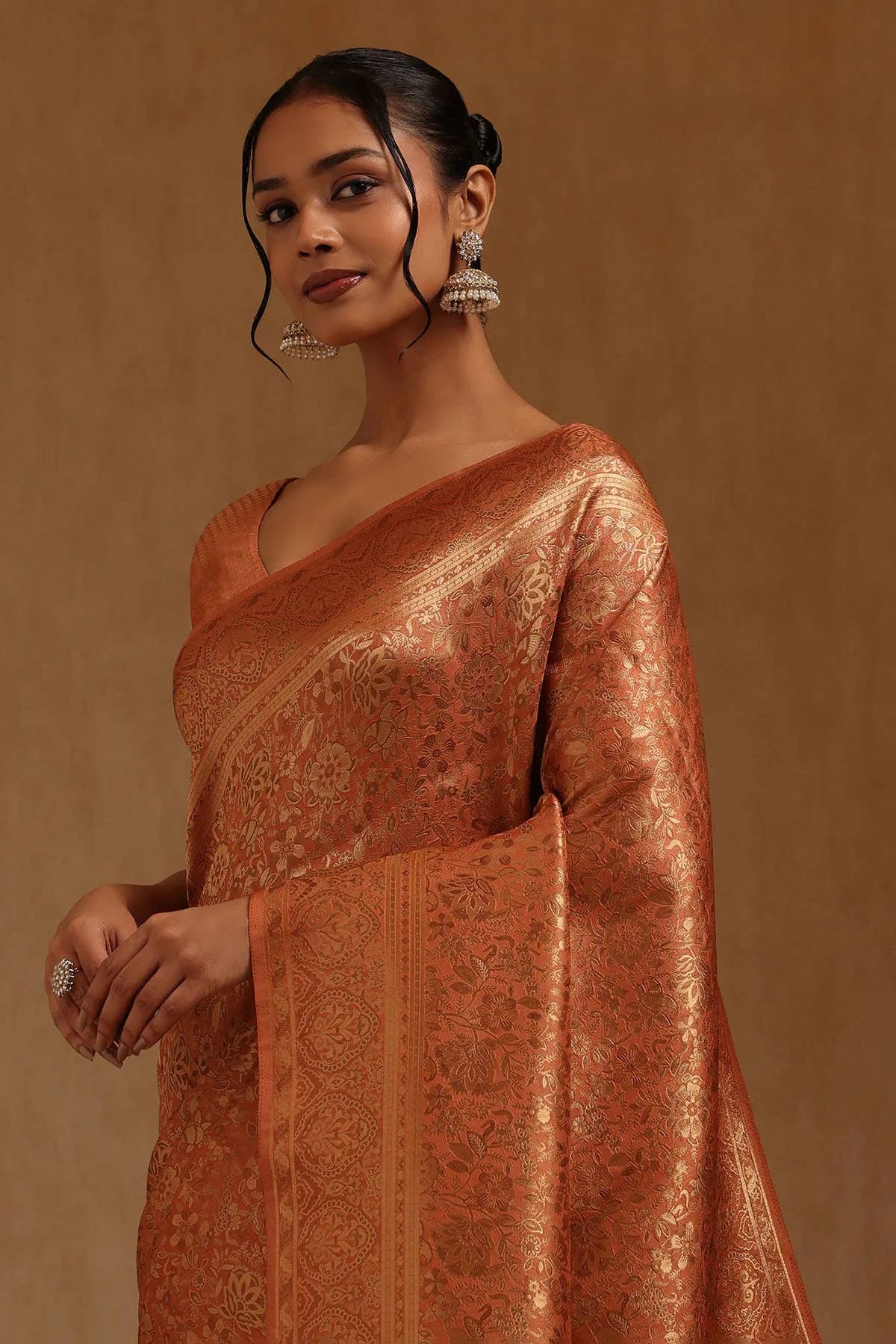 Peach Tussar Floral Zari Woven Saree — detail