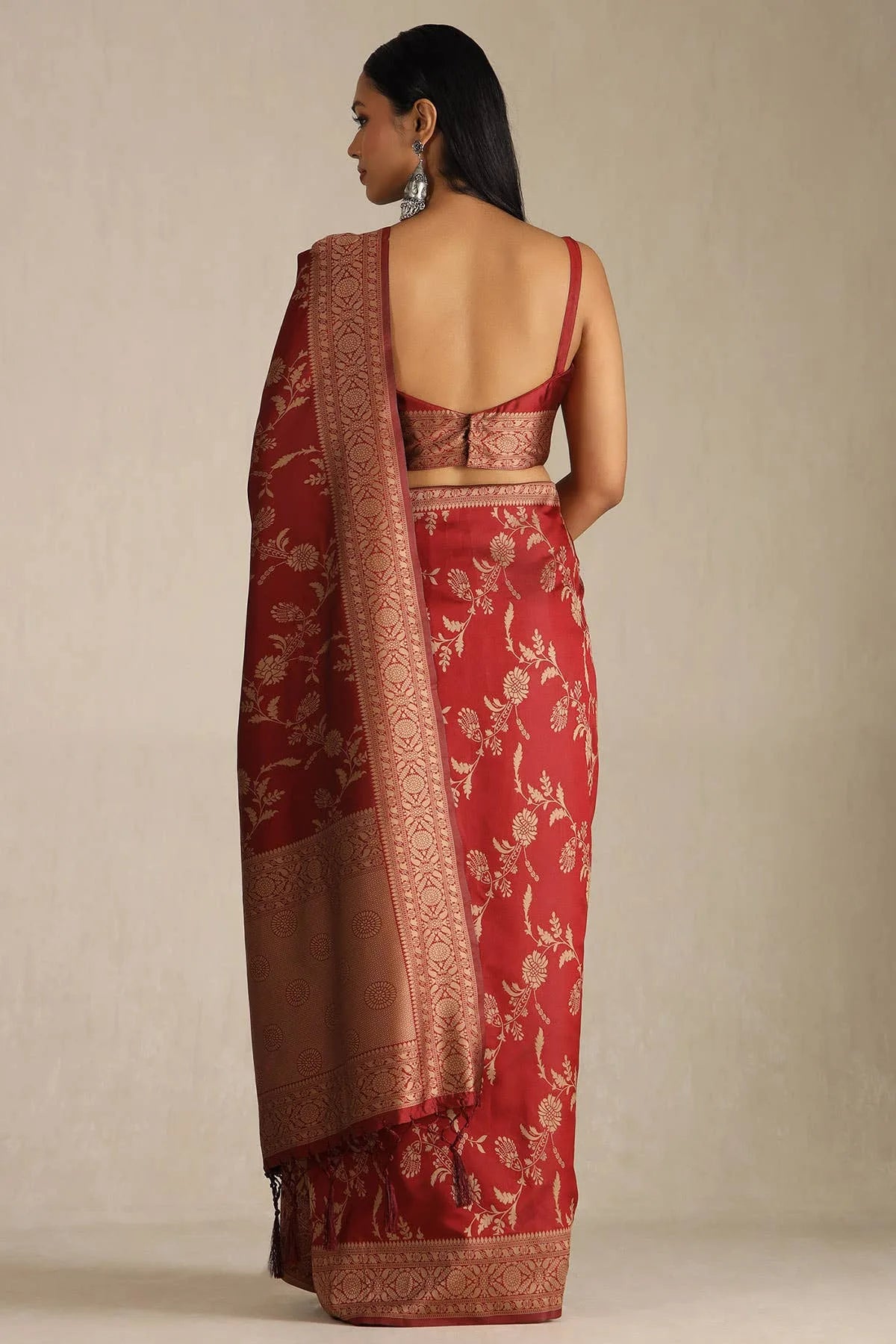 Maroon Tussar Floral Print Saree — detail