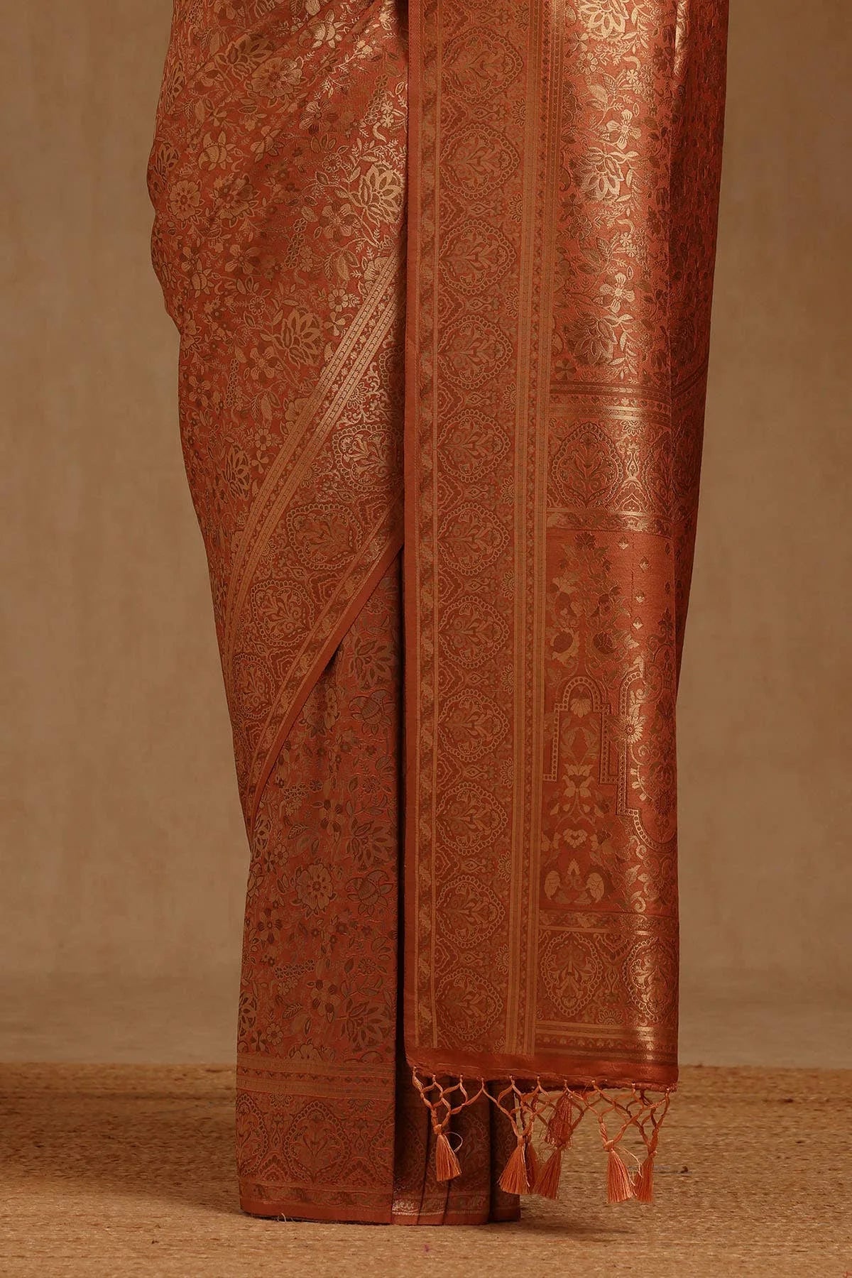 Peach Tussar Floral Zari Woven Saree — detail