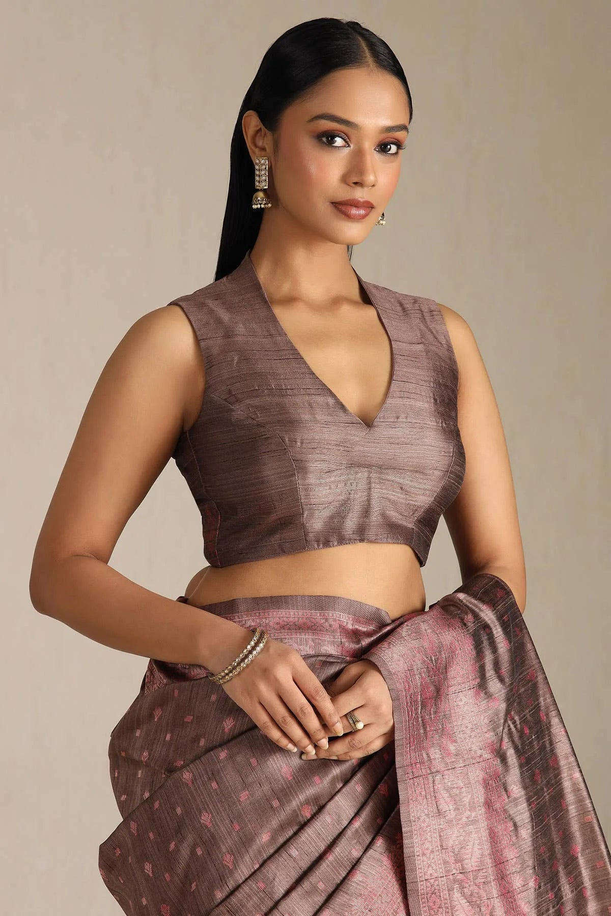 Earth Tussar Woven Design Saree — detail