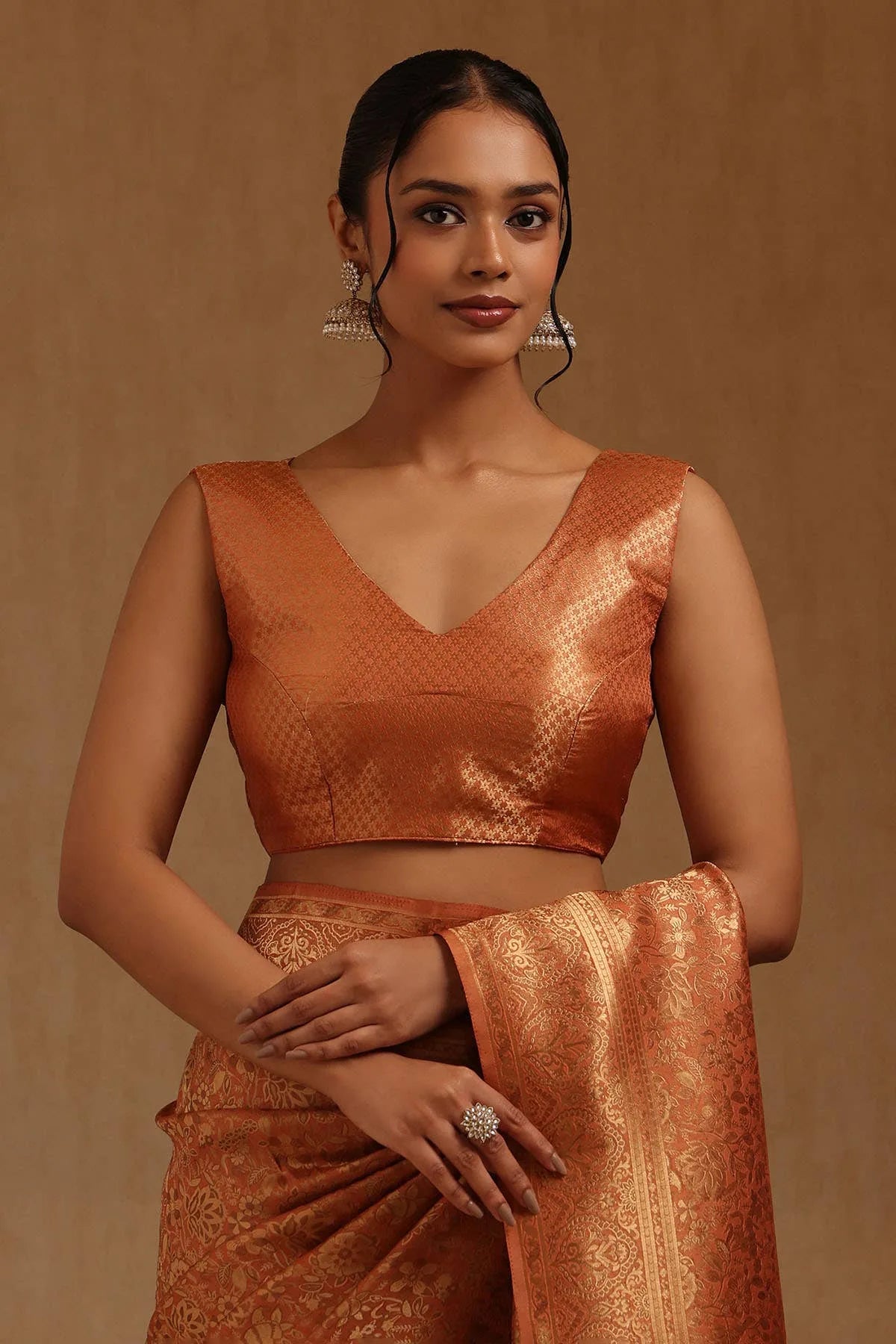 Peach Tussar Floral Zari Woven Saree — detail